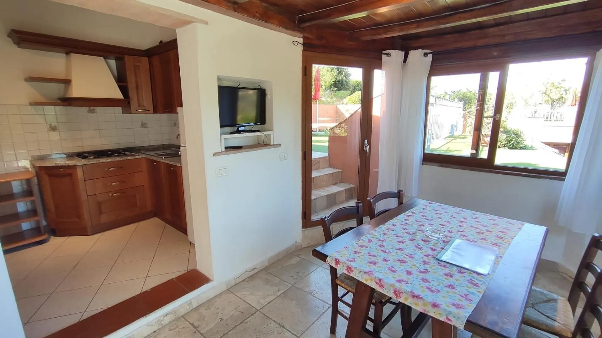 Appartamenti Pagni Casa Morcone 0*,