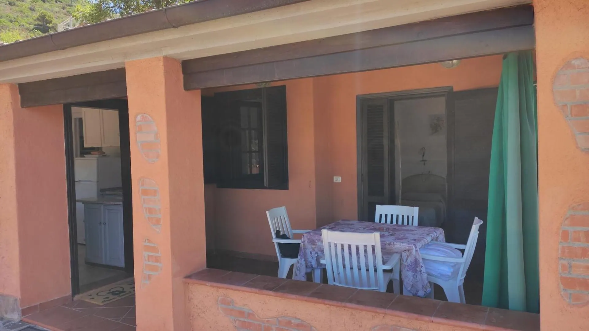 Appartamenti Pagni Casa Morcone 0*,
