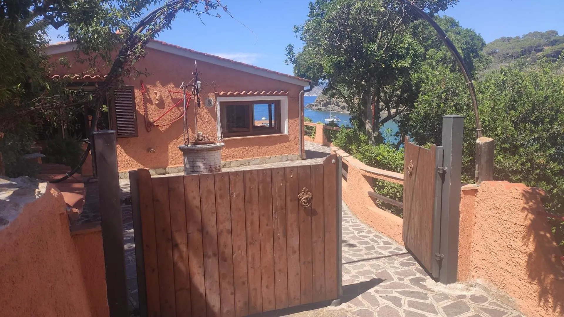 Apartment Appartamenti Pagni Casa Morcone